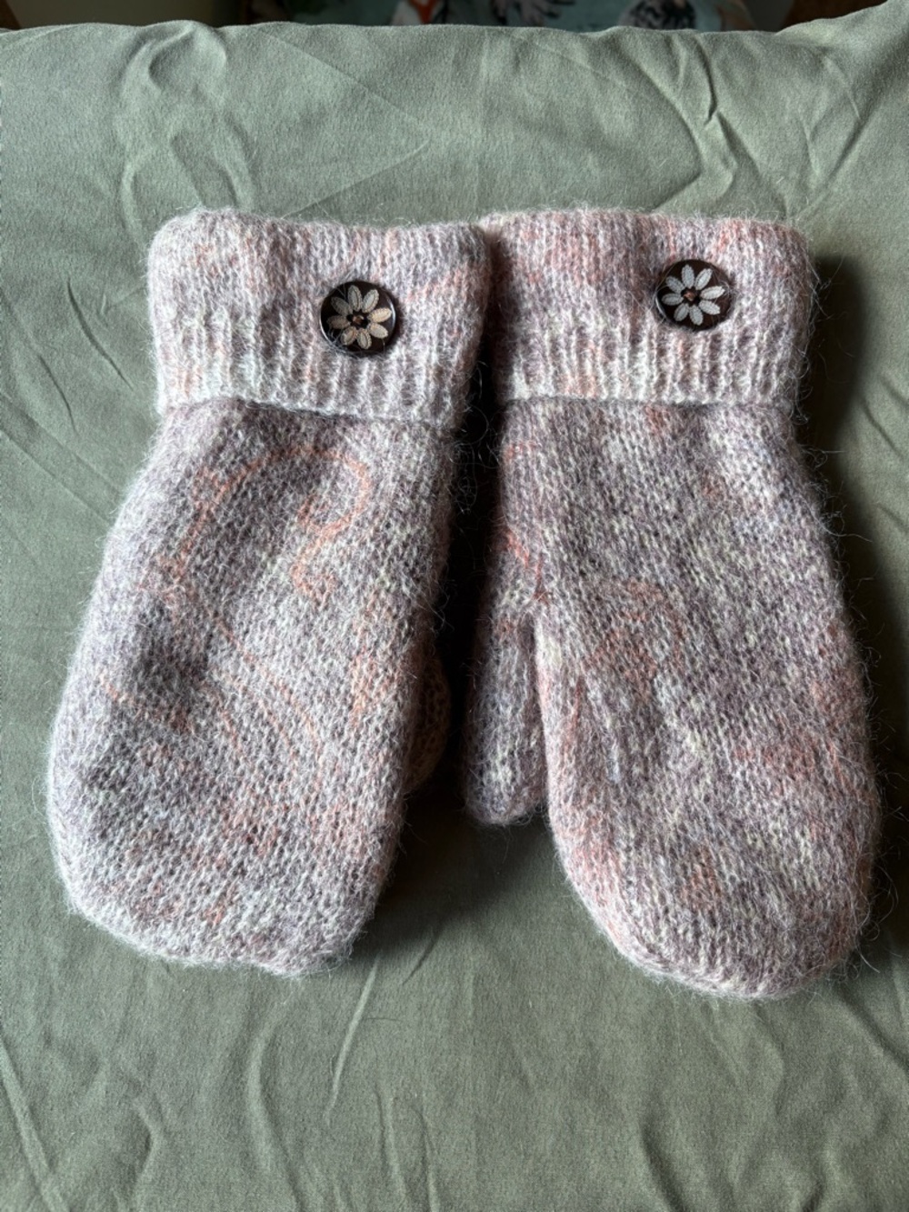 Mauve Knit Mittens with Flower Button Accent